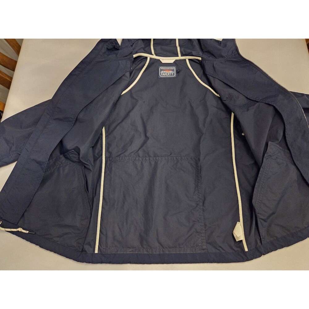 Faherty Surf Stripe Packable Jacket Mens Small Navy Hooded Full Zip Boat Yacht - Picture 5 of 9